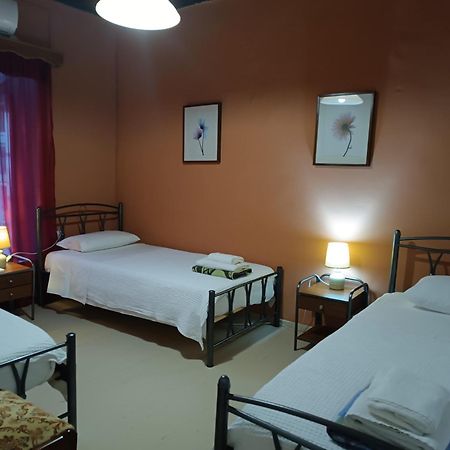 Rodomelo House With Terrace - 4 Bedrooms 利昂尼迪翁 外观 照片