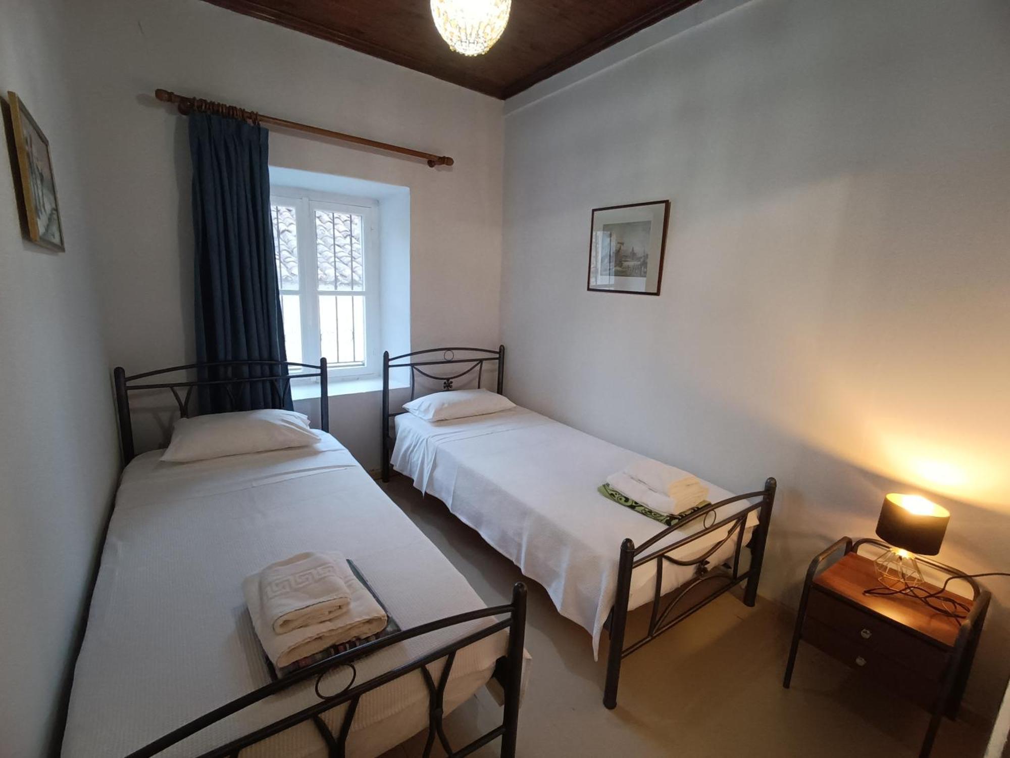 Rodomelo House With Terrace - 4 Bedrooms 利昂尼迪翁 外观 照片