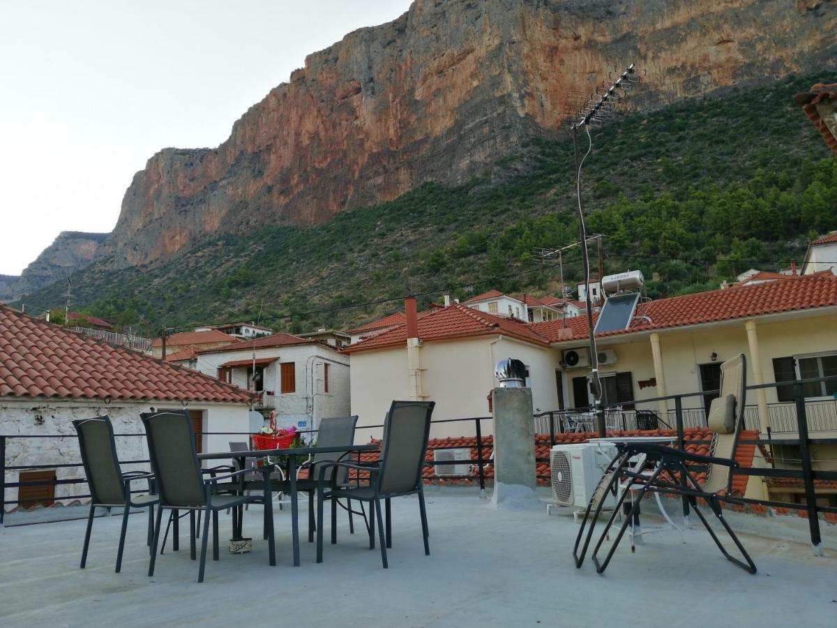 Rodomelo House With Terrace - 4 Bedrooms 利昂尼迪翁 外观 照片